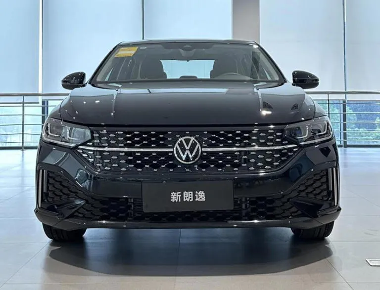 7 月燃油车销量震撼揭晓：朗逸力压轩逸勇夺冠军，奔驰 E 级位列第十插图1