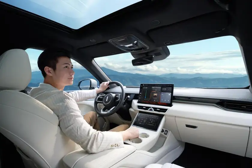 三大创新带来五大极致优势，魏牌新摩卡 Hi4 上市全场景美好畅行插图4