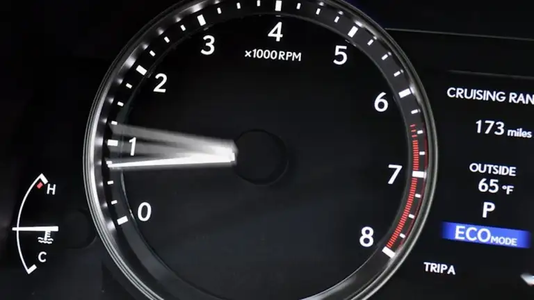 仪表盘车速100，测速雷达究竟显示多少？新手必看，避免超速陷阱！插图