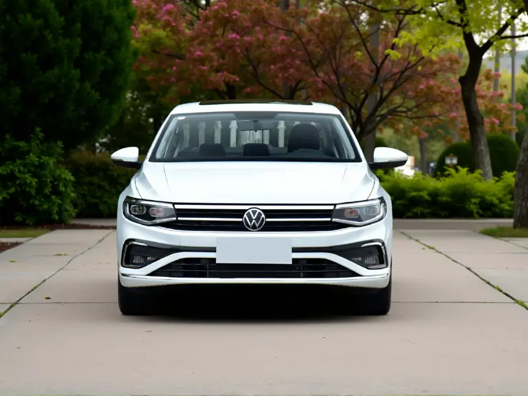 十万内合资轿车，宝来VS朗逸，谁更值得选？插图