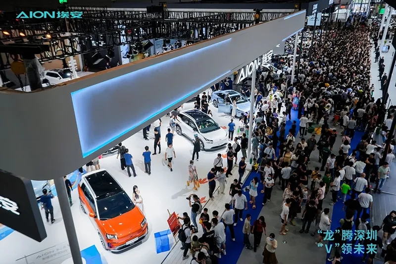 广汽埃安爆款预定新作，霸王龙亮相粤港澳大湾区车展插图