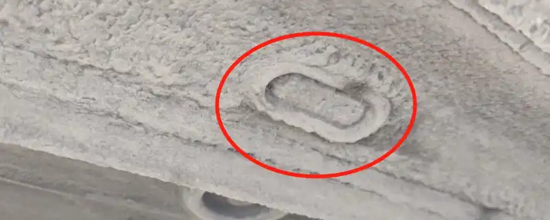 汽车底盘有水怎么放水插图