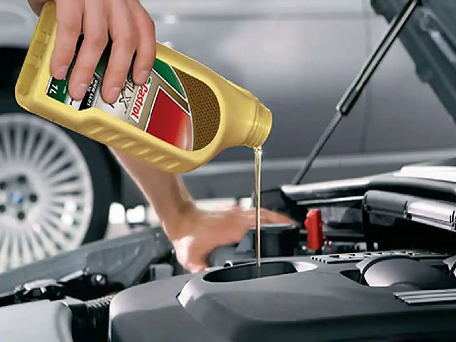 汽车这几种油液一定要及时更换，否则会伤害爱车插图1