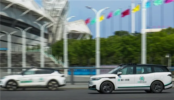 百度萝卜快跑自动驾驶服务即将登陆香港,年底试营运引发高度期待插图 百度萝卜快跑自动驾驶服务即将登陆香港,年底试营运引发高度期待插图