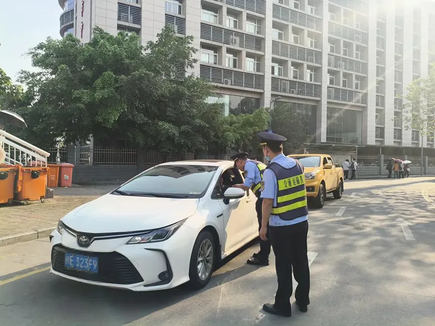 网约车司机违规巡游揽客被罚万元，法院判决支持执法合法性插图