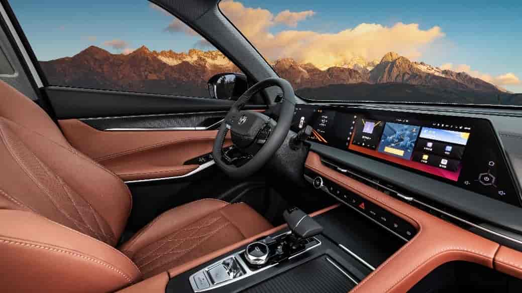 长安汽车凭什么获得2500万用户支持？三款上市新车给你满分答案！插图3