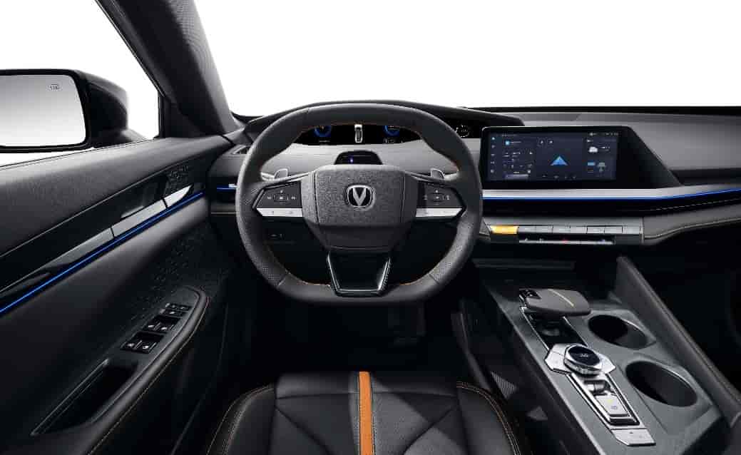 长安汽车凭什么获得2500万用户支持？三款上市新车给你满分答案！插图9