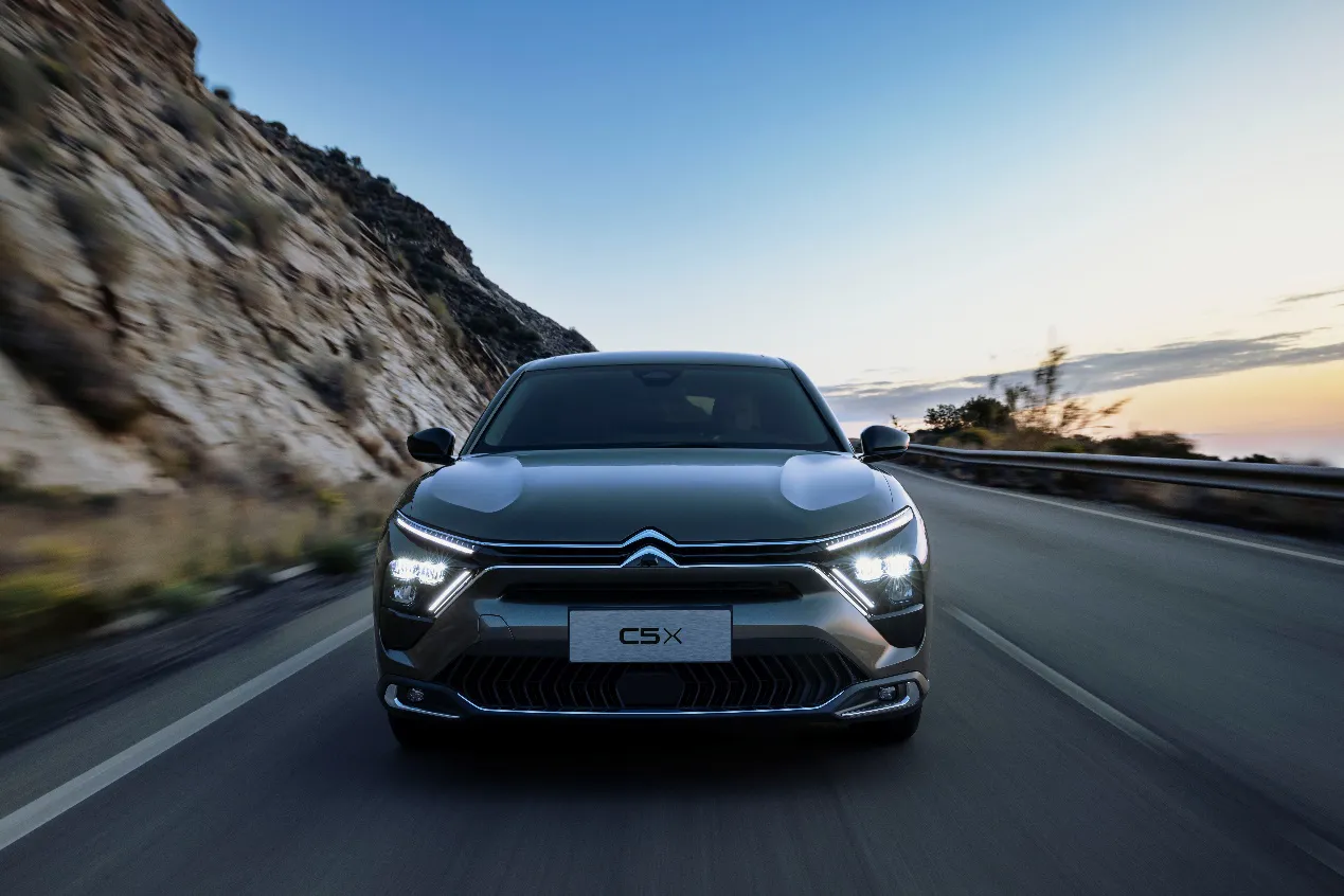 顶级优雅！SUV+轿车+旅行车集合，全系8AT才13万，还要啥凯美瑞插图