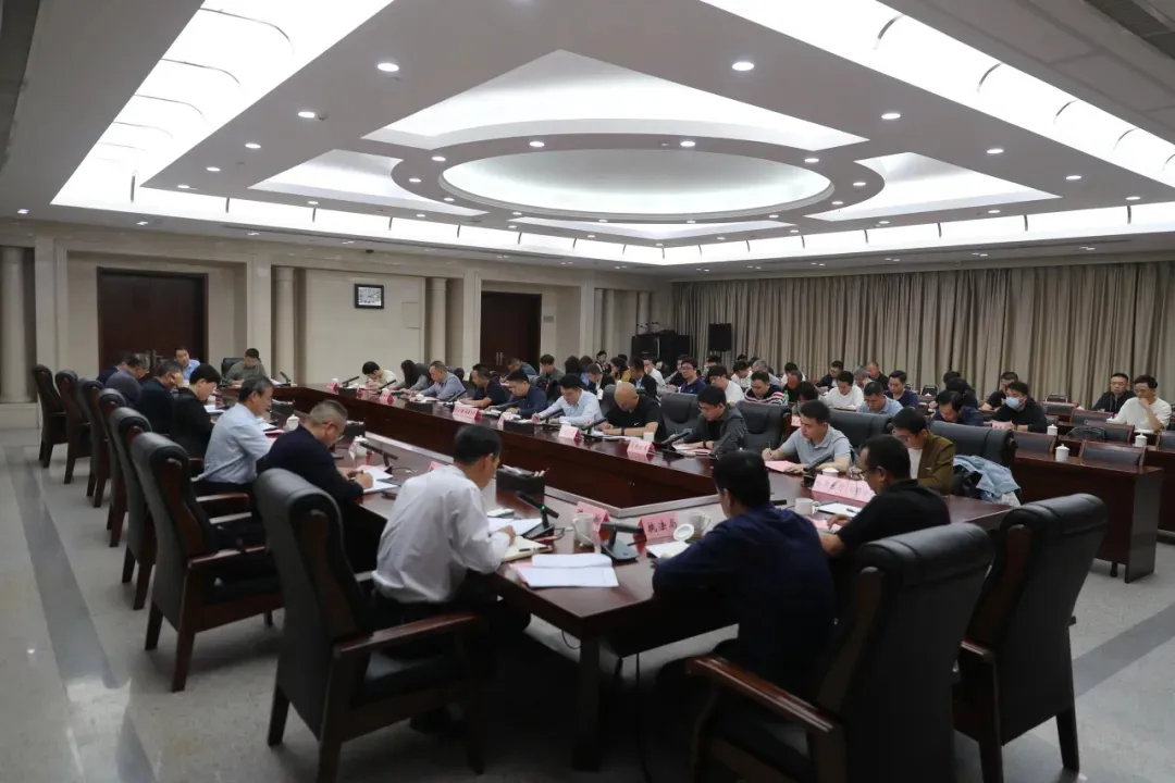 35 家网约车平台包括高德打车、滴滴、曹操、T3 出行等被集体约谈插图1