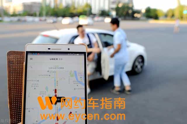 35岁网约车司机：每天跑车10小时流水300块，太难了！插图