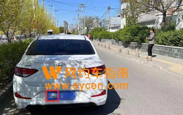 为省几十元停车费,网约车司机被罚400元记9分插图1 为省几十元停车费,网约车司机被罚400元记9分插图1