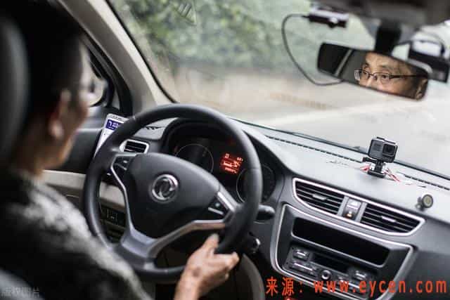 个人也可办理网约车双证