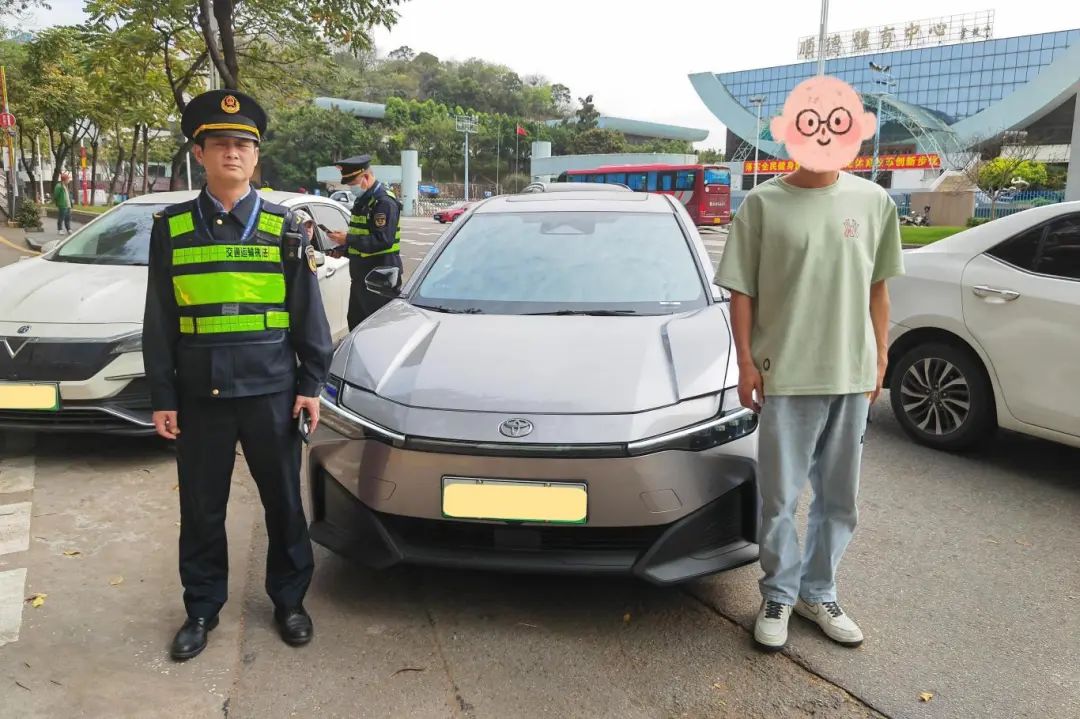 春雷行动开始!多名网约车司机被开罚单,3000元起插图1 春雷行动开始!多名网约车司机被开罚单,3000元起插图1