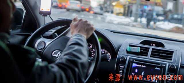 网约车司机：用高德打车接单，跑妥妥E行收入更高了