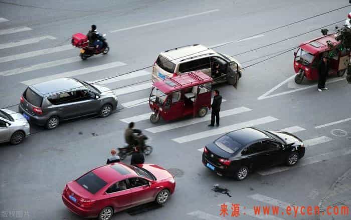 顺风车面临行业大洗牌！司机喊话乘客：不加价别想打到车